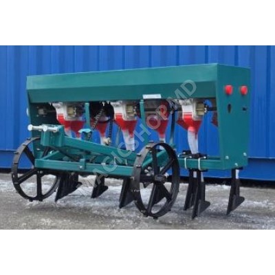 Шестисекционная сеялка для пшеницы